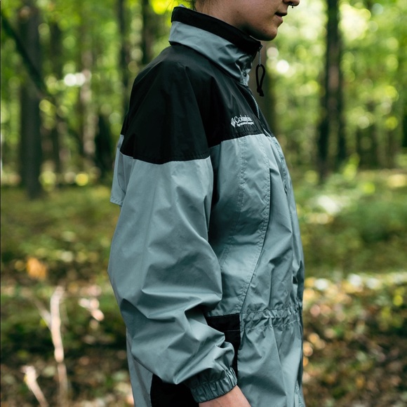 Columbia Packable Jacket - Picture 7 of 8